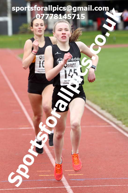 800 metres, NECAA Open Meeting, Morpeth, Sunday, October 18th. David T. Hewitson/Sports for All Pics